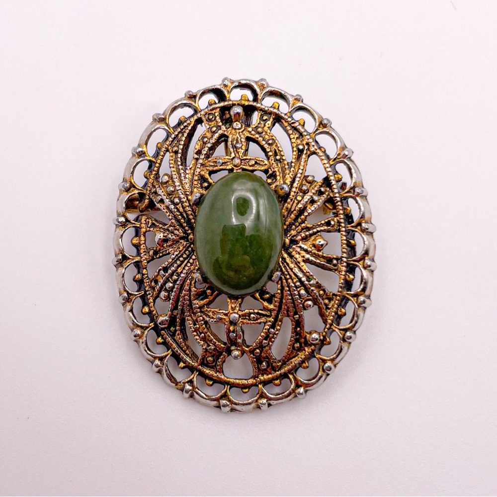 Peri Vintage Antiqued Gold Tone Filigree Jade Green Pendant for Necklace Broach